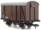 Rapido Trains 927010 OO Gauge D1426 10t Covered Van – BR Departmental No.DS776