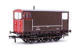 Rapido Trains 931006 OO Gauge SECR 6 Wheel Brake Van - No.55366 - SR post-36 livery