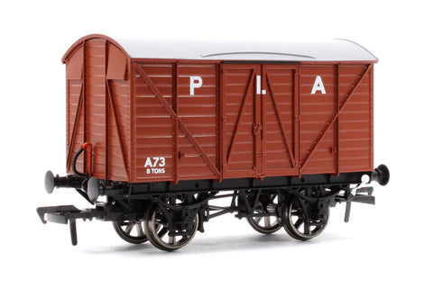 Rapido Trains 944027 OO Gauge Mink Wagon Diagram V16 – Van PLA A73