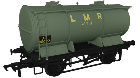 Rapido Trains 981010 OO Gauge Ammonium Nitrate / Chemical Tank Wagon – Longmoor Military Railway No.AD82620