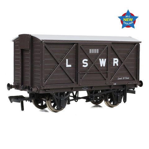 EFE Rail E87051 OO Gauge LSWR 10T Ventilated Van LSWR Brown