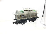 Mainline 37-135 OO Gauge Tank Wagon BP