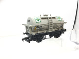 Mainline 37-135 OO Gauge Tank Wagon BP