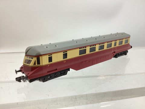 Graham Farish 371-627 N Gauge BR Red/Cream Passenger Railcar No W27