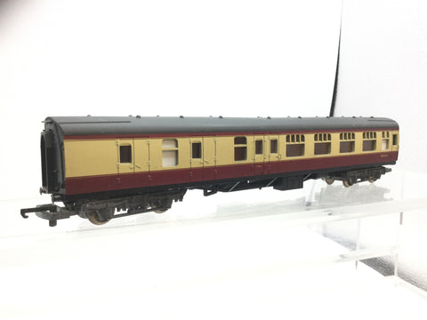 Lima 305331 OO Gauge BR Maroon/Cream Mk 1 Brake 2nd Coach M34376