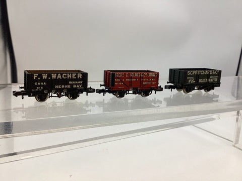 Graham Farish 377-075Z N Gauge Kent Coal Trader Triple Wagon Pack