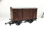 Hornby R6147B OO Gauge BR Brown Vent Van B759186