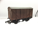 Mainline 37415 OO Gauge BR 12t Double Vent Van W141826