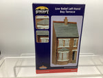 Bachmann 44-0213B OO Gauge Low Relief Left Hand Bay Terrace Blue