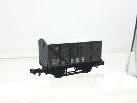 Minitrix N503 N Gauge BR Grey Shock Van B852193