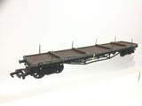 Bachmann 33-851 OO Gauge BR Grey Bogie Bolster Wagon B943134
