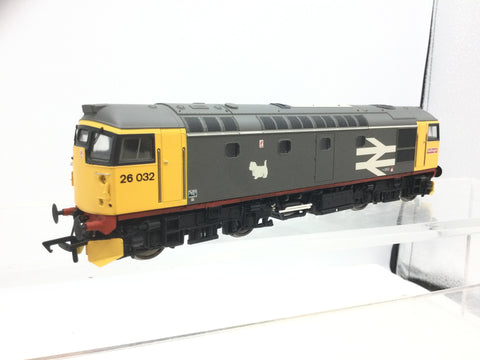 Heljan 26341 OO Gauge BR Railfreight Class 26 No 26032 Scottie Dog