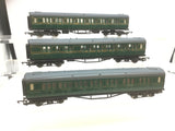 Hornby R431/R432 OO Gauge SR Green Coaches x3
