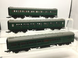 Hornby R4379 OO Gauge BR Maunsell Southern Suburban 1957 Coach Pack