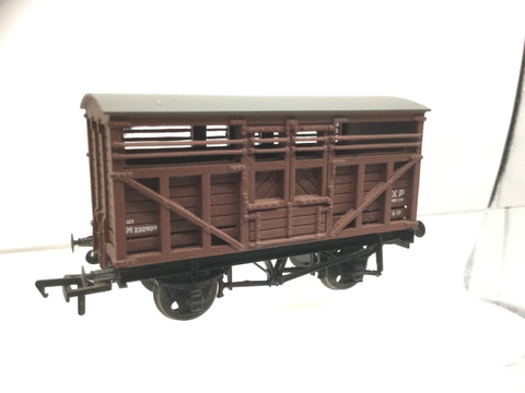 Bachmann 37-702 OO Gauge BR 12t Cattle Van M230909