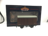 Bachmann 38-076B OO Gauge 12t SR Plywood Van BR B752909