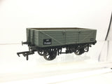 Bachmann 37-054 OO Gauge BR 5 Plank Wagon P143165