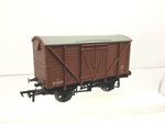 Bachmann 38-160B OO Gauge BR 12t Planked Vent Van B756303