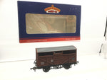Bachmann 37-712 OO Gauge BR Cattle Wagon B893085