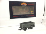 Bachmann 37-081A OO Gauge BR Grey 7 Plank Wagon M608163