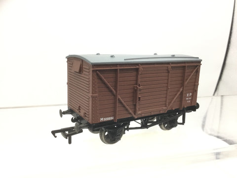 Bachmann 37-801A OO Gauge LMS Vent Van M508894