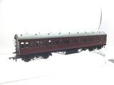 Hornby R4690A OO Gauge BR Maroon (Ex-LMS) Non-Corridor 3rd Coach M11886M