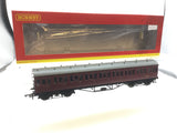 Hornby R4690A OO Gauge BR Maroon (Ex-LMS) Non-Corridor 3rd Coach M11886M