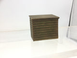 Hornby R8680 OO Gauge Wooden Bus Shelter