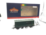 Bachmann 38-526Z OO Gauge BR Green Mk1 Horse Box S96359