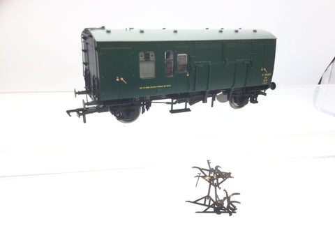Bachmann 38-528Z OO Gauge BR Green Mk1 Horse Box S96369
