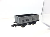Graham Farish 2133 N Gauge 6 Plank Wagon Prince of Wales 1857