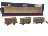 Bachmann 38-185 OO Gauge 12t BR Plywood Fruit Van (Set of 3)