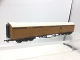 Bachmann 34-360 OO Gauge LNER Thompson Full Brake Coach LNER Teak Effect
