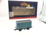 Bachmann 38-190B OO Gauge BR Ice Blue Insulated Van