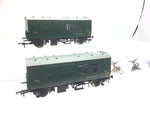 Bachmann 38-528Y OO Gauge BR Green Mk1 Horse Box Twin Pack (RENUMBERED)