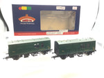 Bachmann 38-528Y OO Gauge BR Green Mk1 Horse Box Twin Pack (RENUMBERED)