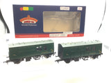 Bachmann 38-528Y OO Gauge BR Green Mk1 Horse Box Twin Pack (RENUMBERED)