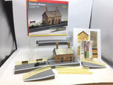 Hornby R8000 OO Gauge Country Station Kit