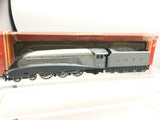 Hornby R099 OO Gauge LNER Silver Class A4 2512 Silver Fox