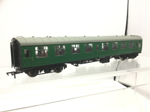 Bachmann 39-053C OO Gauge BR Green Mk1 2nd Open Coach S3840