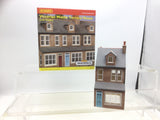 Hornby R7352 OO Gauge Victorian Terrace House Left Middle