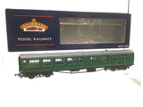 Bachmann 34-504 OO Gauge Bulleid Brake 3rd Coach S3953S