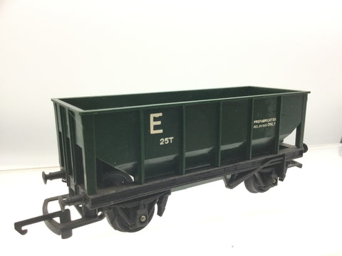 Triang/Hornby R347 OO Gauge Engineers Hopper Wagon Green