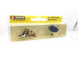 Noch 15599 HO/OO Gauge Family Having a Picnic (4) Figure Set