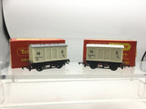 Triang R21 OO Gauge NE Refrigerator Van 7901 x2