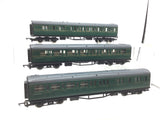 Hornby R431/R432 OO Gauge SR Green Coaches x3
