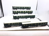 Hornby R933/R934 OO Gauge SR Green Mk 1 Coaches x5