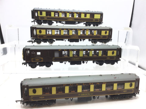Wrenn OO Gauge Pullman Coaches x4