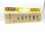 Noch 36246 N Gauge At the Bus Stop (6) Figure Set