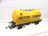 Hornby R6027 OO Gauge Vee Tank Wagon Ketton Cement TLG9462